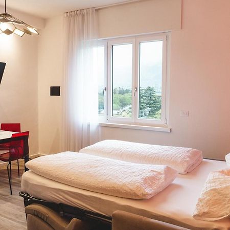 Studio-Appartment - Hotel Lux เมราโน ภายนอก รูปภาพ
